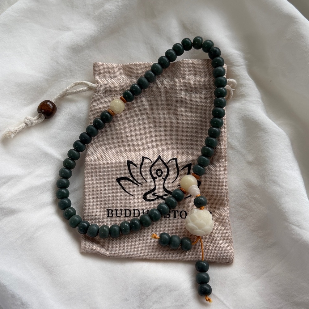 Green Beaded Bracelet with White Accents